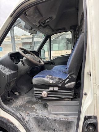 furgon iveco 6 plazas