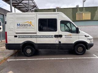 furgon iveco 6 plazas