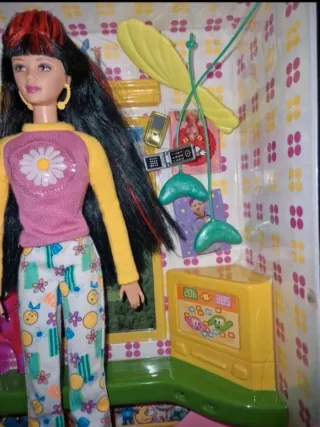 Barbie Mariko Generación Chica