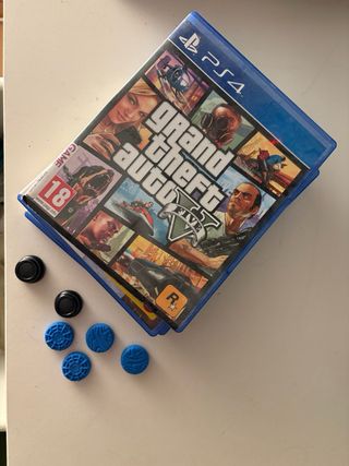 PS4 (PlayStation 4) + 2 Joysticks + 3 Juegos