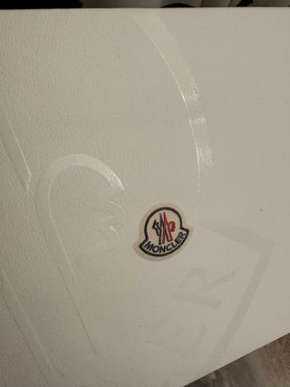 Busta Moncler originale