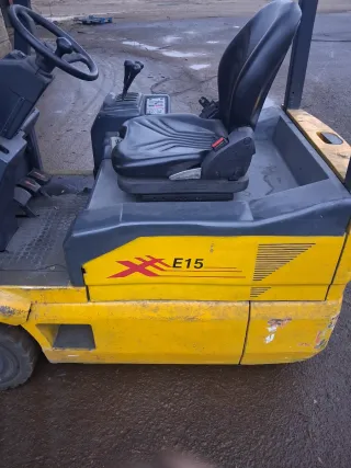 Carretilla elevadora eléctrica E15