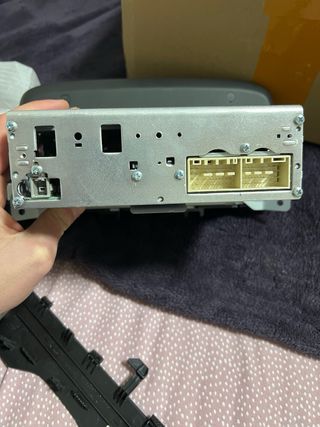 Radio Hyundai Kona prácticamente nueva