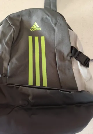 Mochila Gris y Verde