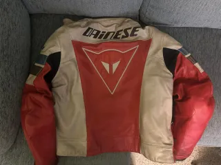 Chaqueta Dainese de cuero