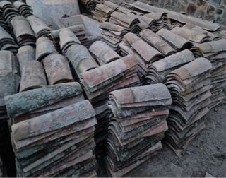 Teja árabe rústica curva