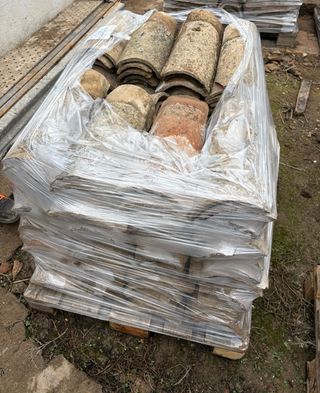 Teja árabe rústica curva