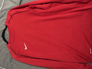 Camiseta Nike Dri-Fit Talla L Roja