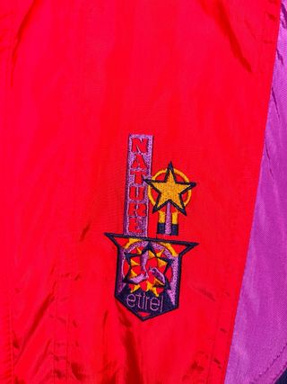 Chaqueta deportiva retro de los años 80