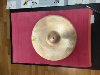 Hihat Zildjian Avedis 14" USA Bottom final años 70