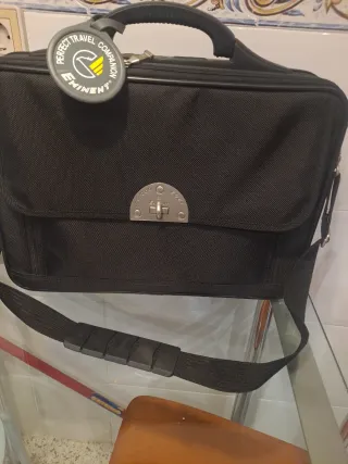 Maletín de viaje Eminent gris y negro