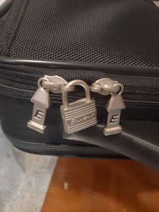 Maletín de viaje Eminent gris y negro