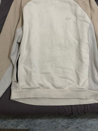 Sudadera Lacoste Beige y Blanca
