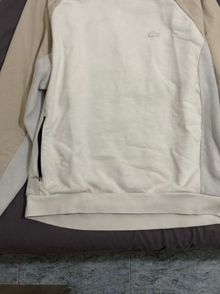Sudadera Lacoste Beige y Blanca