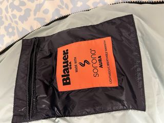 Chaqueta Blauer Plumas Talla L para una M. Marino.