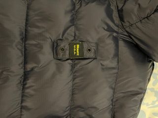 Chaqueta Blauer Plumas Talla L para una M. Marino.