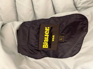 Chaqueta Blauer Plumas Talla L para una M. Marino.