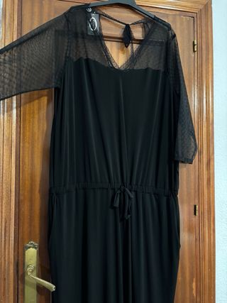 Mono largo negro con transparencias