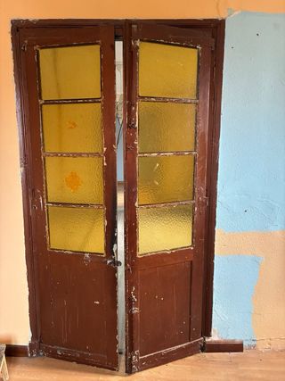 Puertas antiguas de madera (regalo)