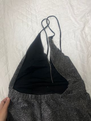 Mono de fiesta con brillos