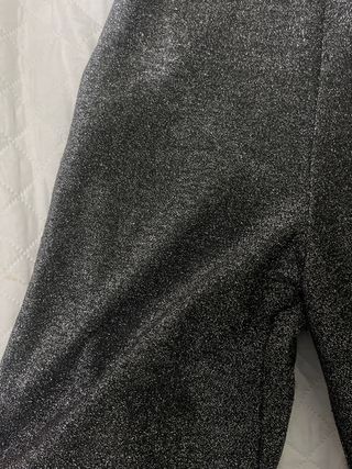 Mono de fiesta con brillos