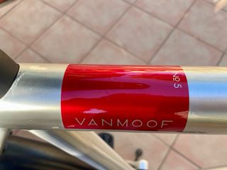 Bicicleta Vanmoof N5 con candado Abus