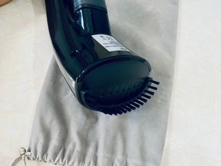 Spazzola a vapore per abiti