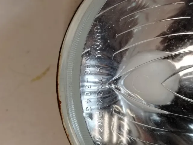 2 Ópticas Faessa y Men-Par SA