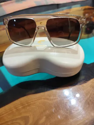 Gafas de sol Carrera mujer. Usado una vez