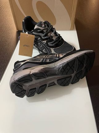 Asics Gel Tênis Preto e Prata