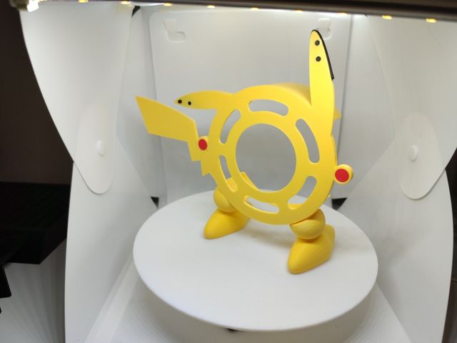 Supporto Alexa Echo Dot 3 Pikachu