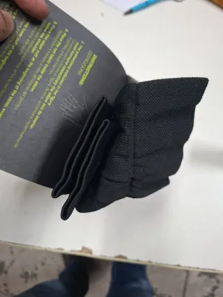 2 Manguitos Floky Negros Talla XS/S