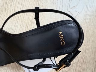 Sandalias negras Mango NUEVAS