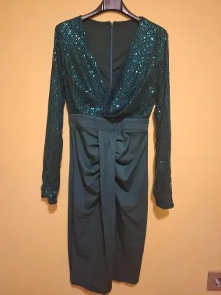 Vestido fiesta lentejuelas verde. Sin estrenar