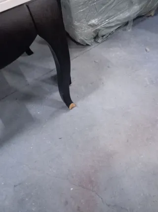 Cabecero tapizado y 2 mesitas de noche