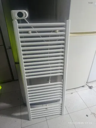 Radiador toallero blanco