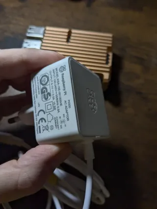 Raspberry Pi 4B 2GB con Cargador oficial