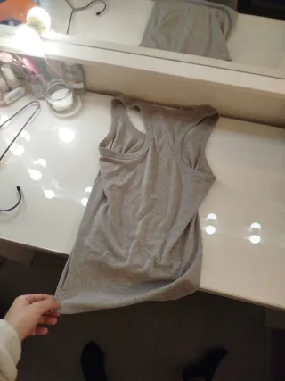 Camiseta gris talla S