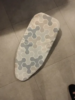 Tabla de planchar pequeña