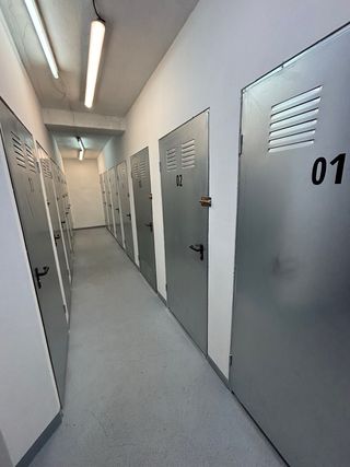 Venta de lote de trasteros