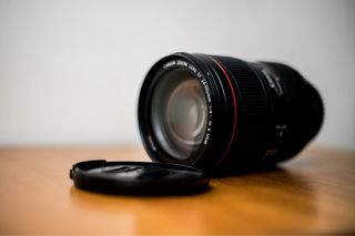 Objetivo Canon EF 24-105mm F4L IS II USM