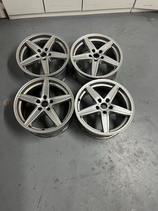 Llantas de aleación 5 radios (4 unidades). DE 17’
