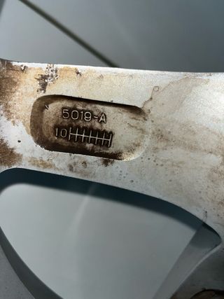 Llantas de aleación 5 radios (4 unidades). DE 17’