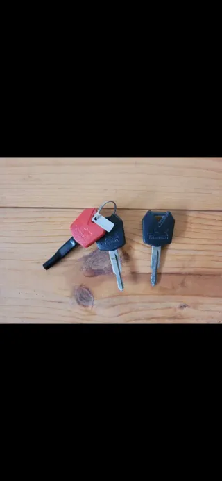 Kawasaki Z 750 2009 sólo 25 mil km!