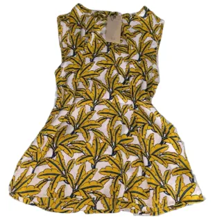 Top estampado hojas tropicales