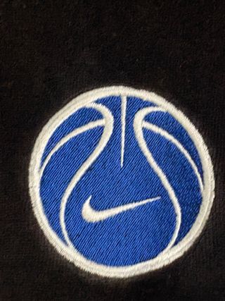 Chaqueta Nike Velour Negra y Azul