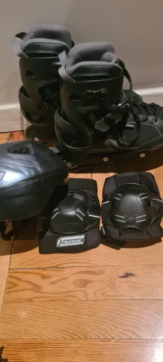 Patines en línea Talla 46 + Rodilleras y Casco
