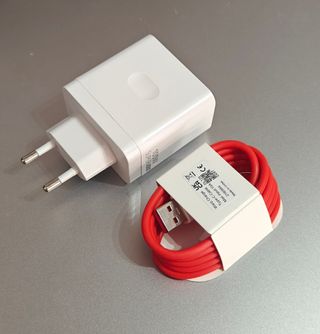 Cargador compartible OPPO 100W SuperVOOC + Cable