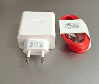 Cargador compartible OPPO 100W SuperVOOC + Cable