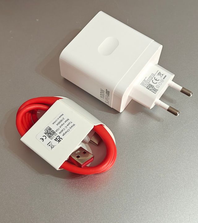 Cargador compartible OPPO 100W SuperVOOC + Cable
